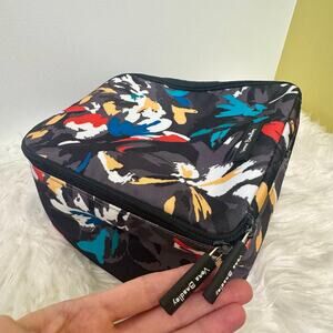 Vera Bradley Wipeable Lunch Box Top Open Insulated Cooler Splash Floral Abstract